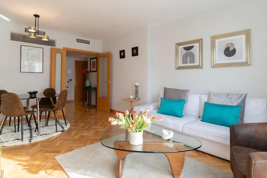 Appartement Vivienda Con Zona De Trabajo, Piscina Y Parking à Madrid Espagne