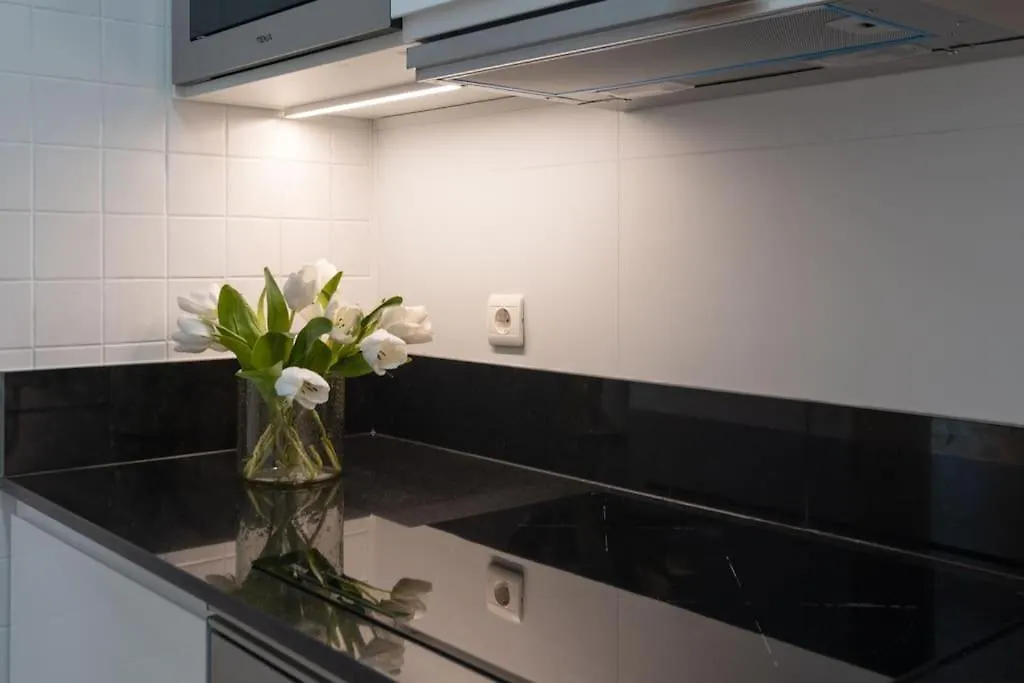 Appartement Vivienda Con Zona De Trabajo, Piscina Y Parking à Madrid