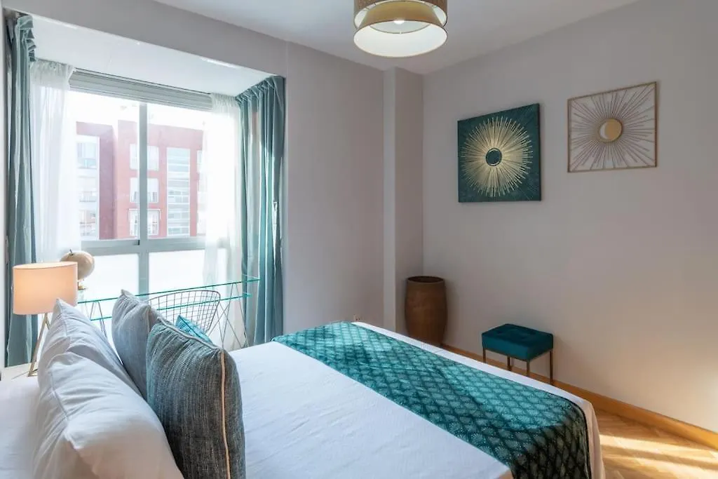 Appartement Vivienda Con Zona De Trabajo, Piscina Y Parking à Madrid