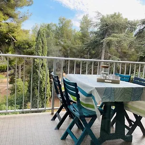 - De Renecros Appartement Bandol